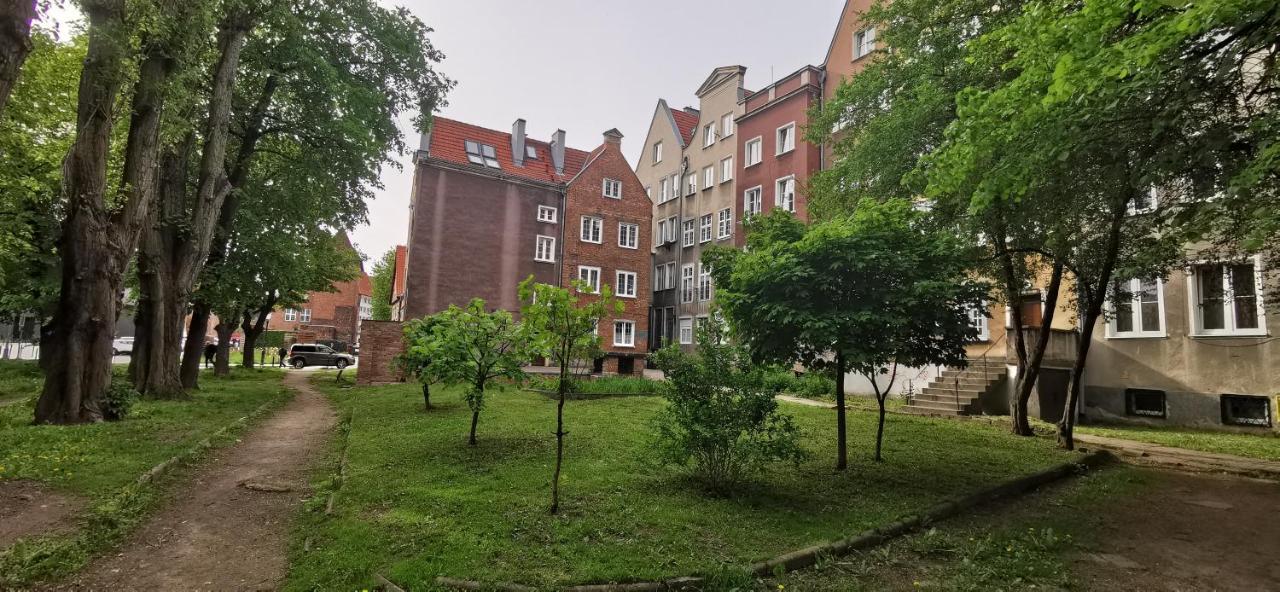Studio Przy Neptunie Gdansk Exterior photo
